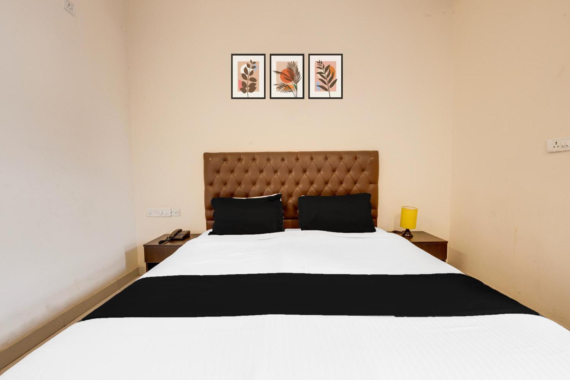 Super Townhouse Hbr Layout Bangalore Luaran gambar